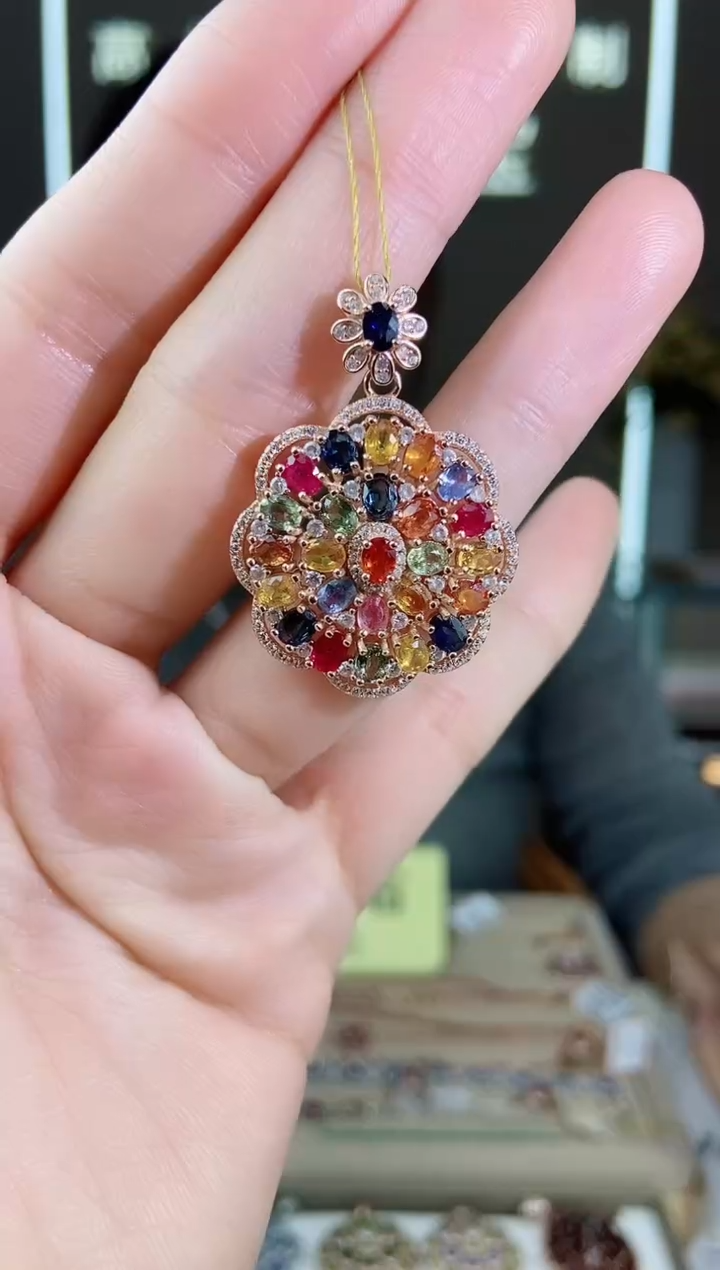 【闪购商品】彩色蓝宝石颈饰银S925镶嵌颈饰