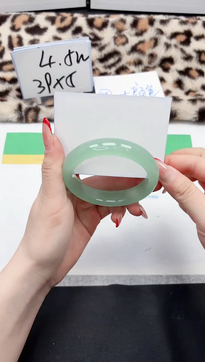 【闪购商品】石英质玉手镯未镶嵌309-59.4