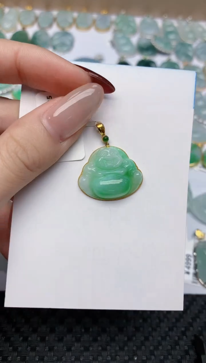 【闪购商品】翡翠颈饰18K金镶嵌天然翡翠a货