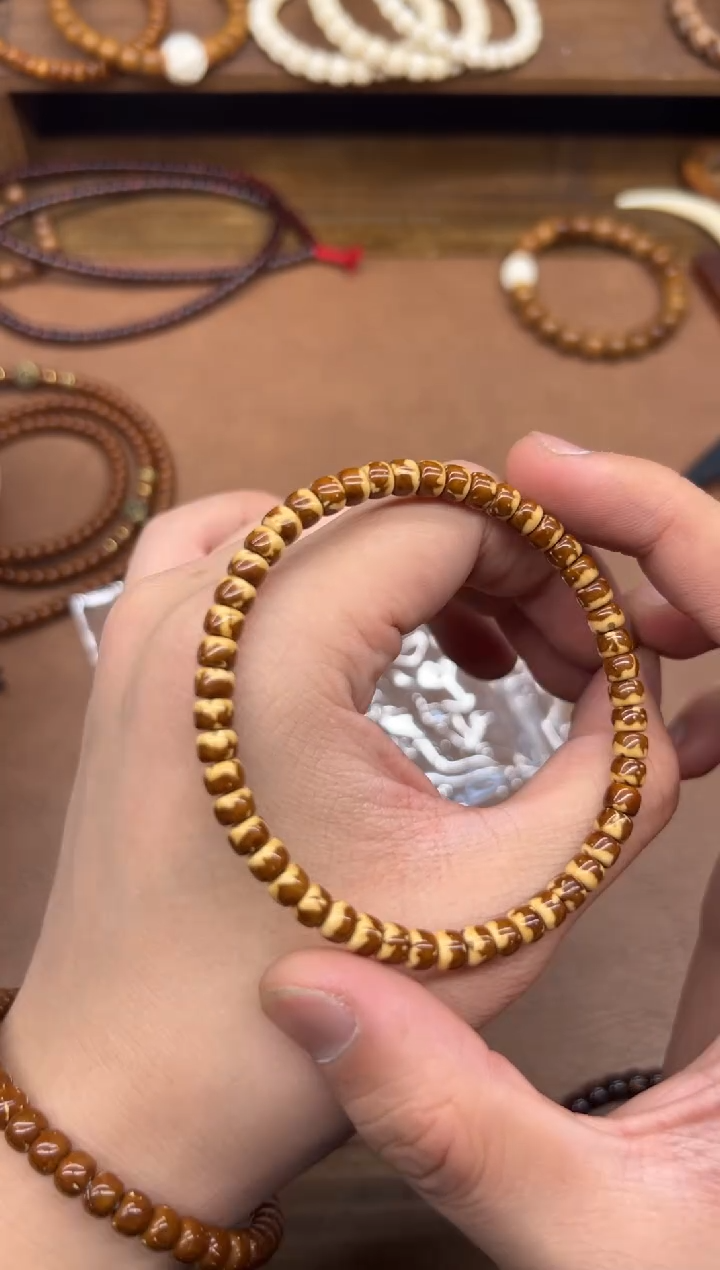 手串紫金鼠A710 4*5鼠尖半山半水