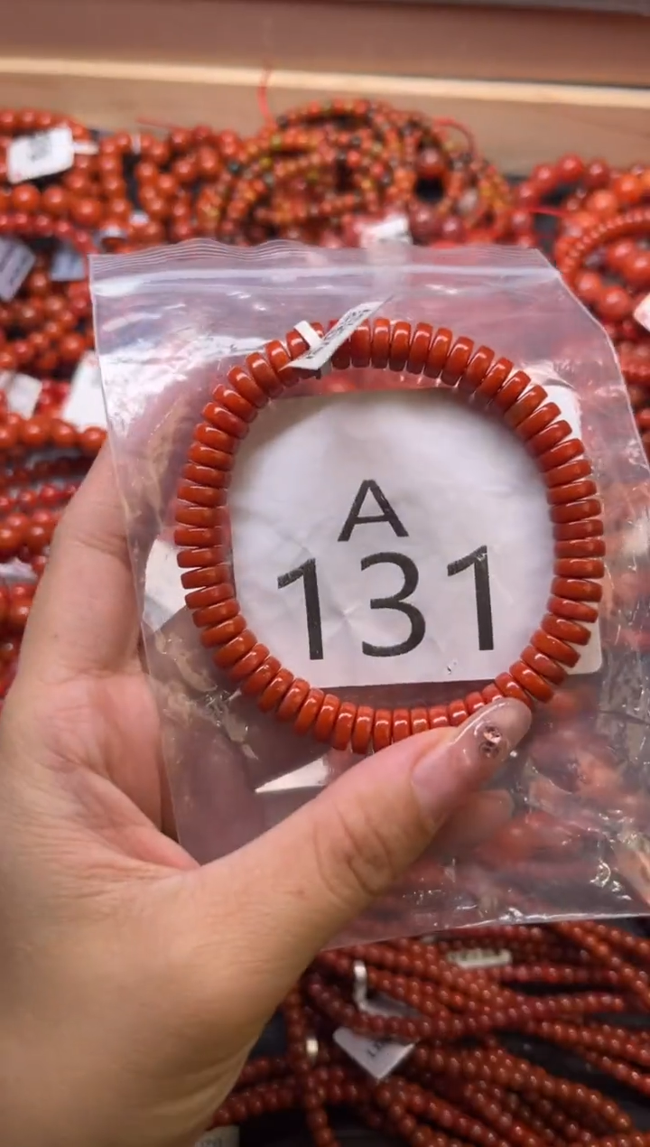 未镶嵌南红玛瑙珠宝奇石A131-8