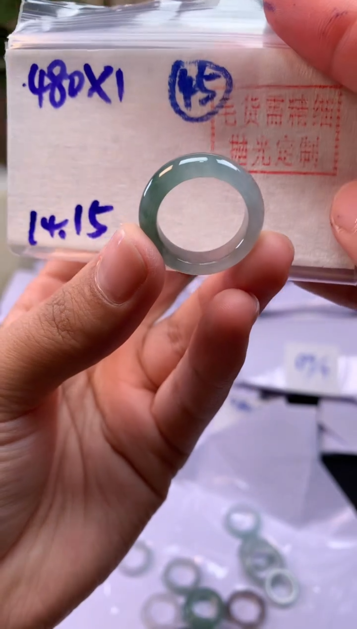 【闪购商品】定制翡翠未镶嵌戒圈#480元-毛货需精细抛光