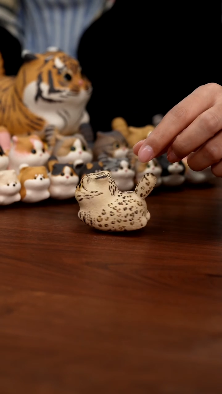 紫砂摆件豹豹大号带铃铛