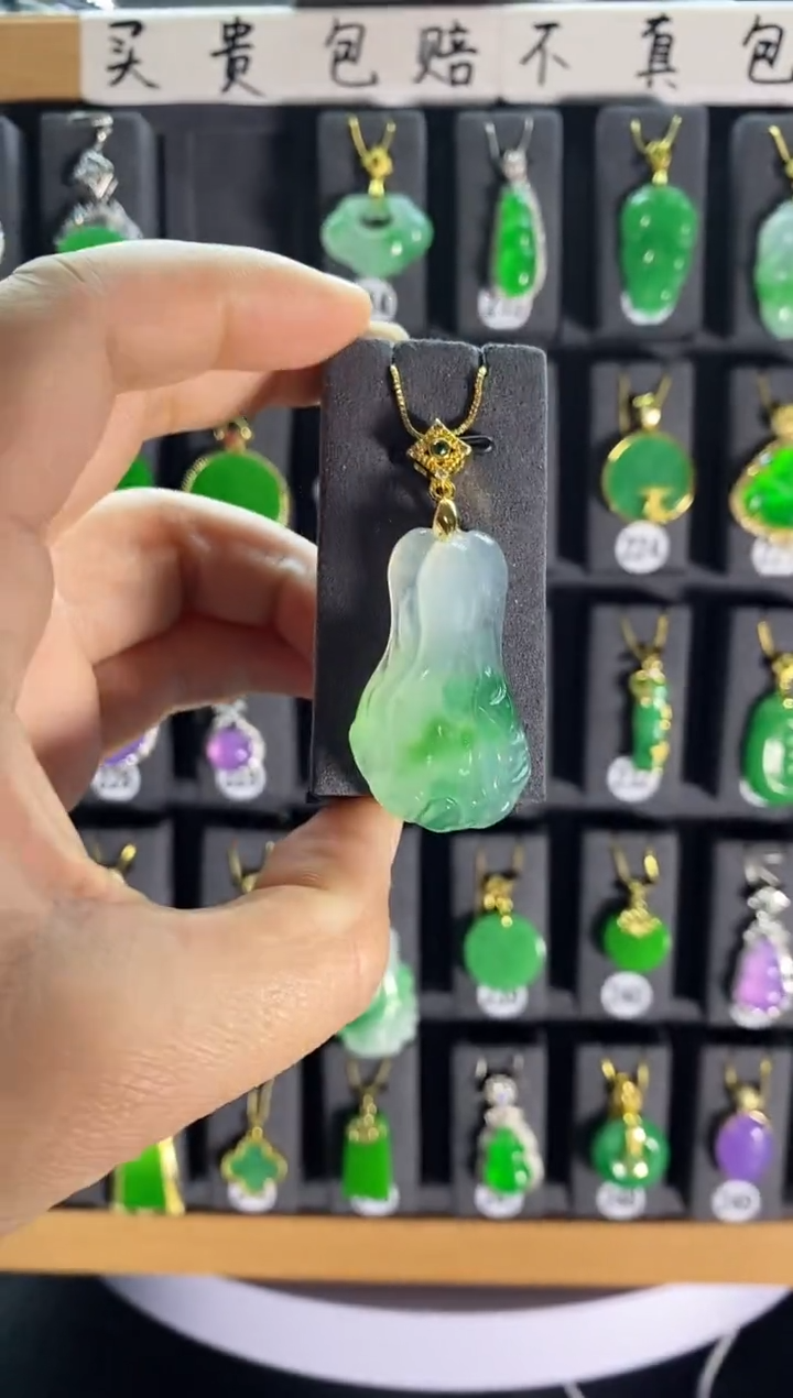 【闪购商品】翡翠耳饰银S925镶嵌213....