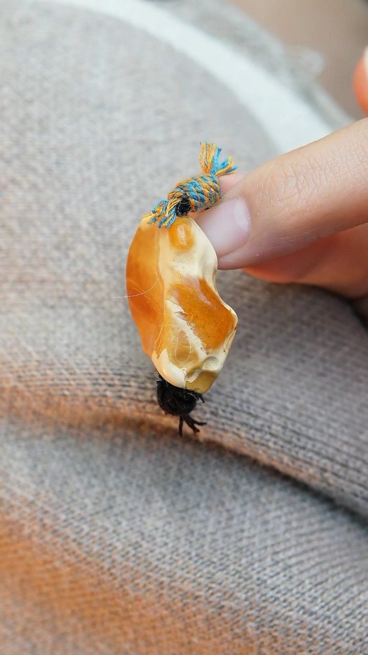 【闪购商品】琥珀裸石未镶嵌原石