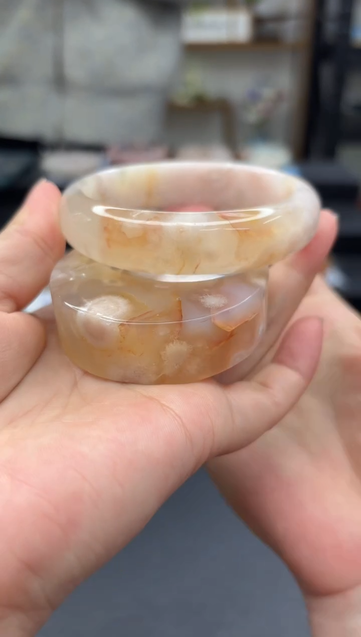 【闪购商品】石英质玉手镯未镶嵌C181(58圈赠送镯心)