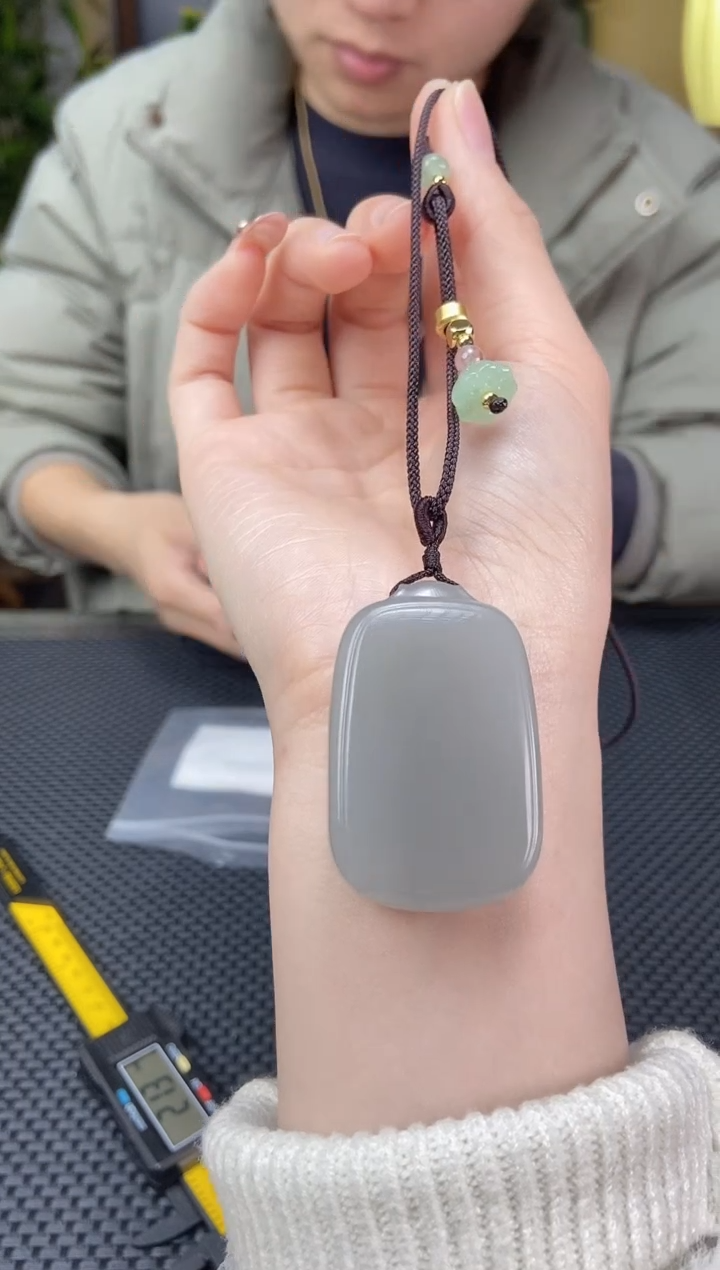 【闪购商品】和田玉未镶嵌颈饰和田玉