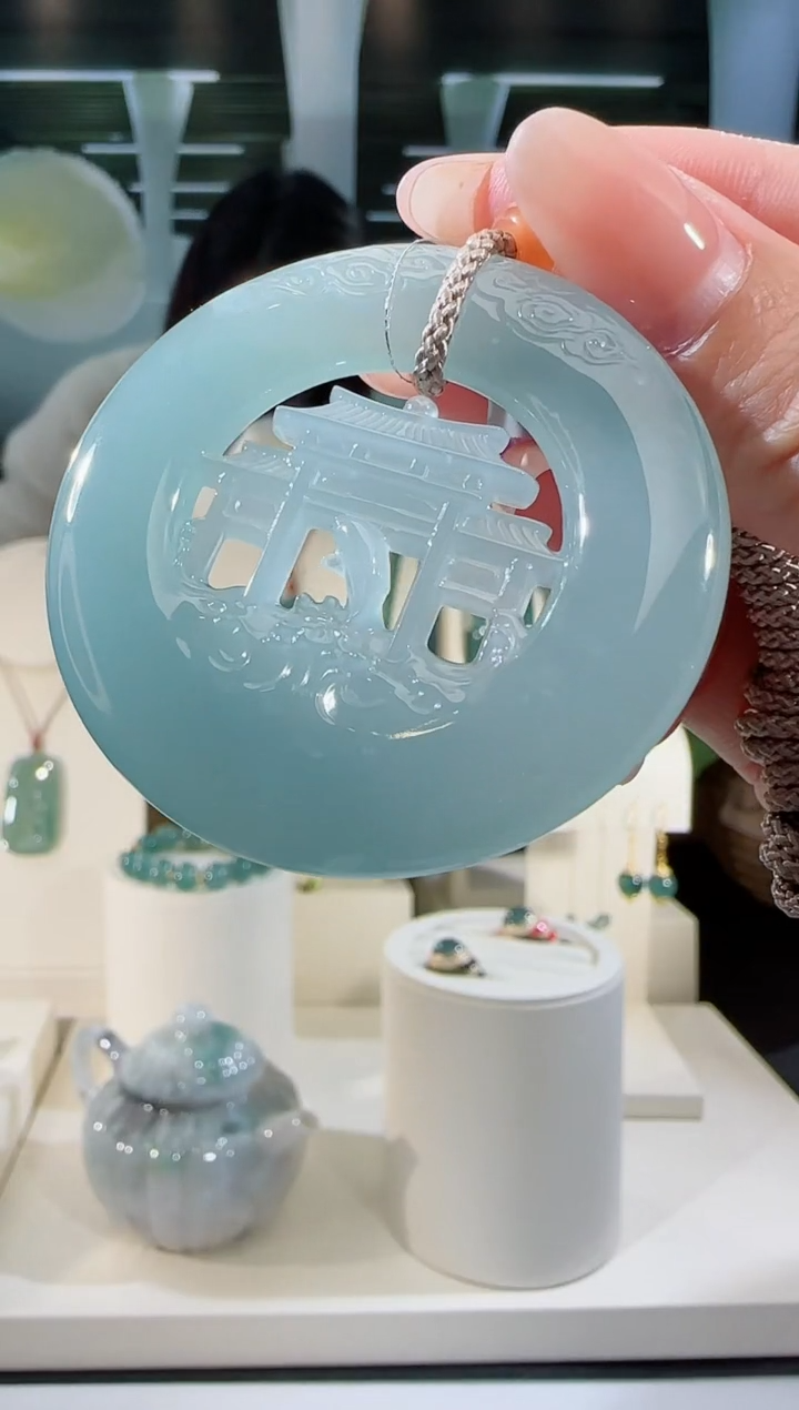 【闪购商品】翡翠吊坠(不含链)未镶嵌鱼跃龙门多样性发一