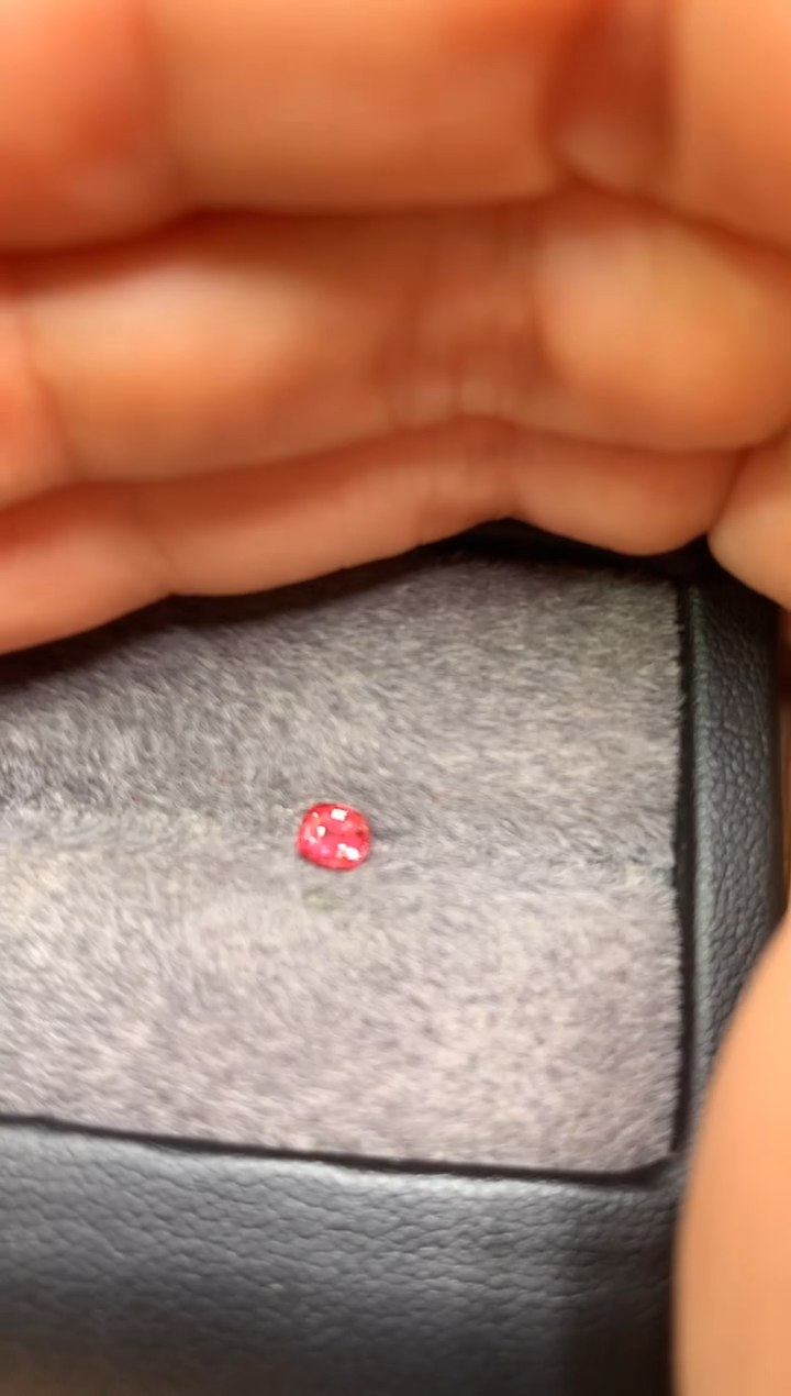 【闪购商品】定制尖晶石裸石未镶嵌枕型 莲花色调 0.35ct