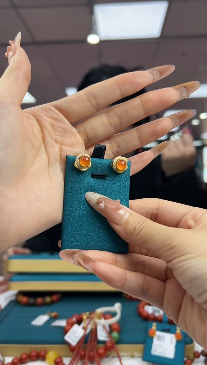 未镶嵌耳饰南红玛瑙1.3-（多样式发一）