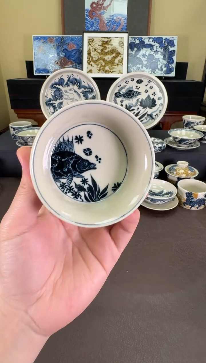 【闪购商品】瓷片二号釉鱼藻纹金鳞盏