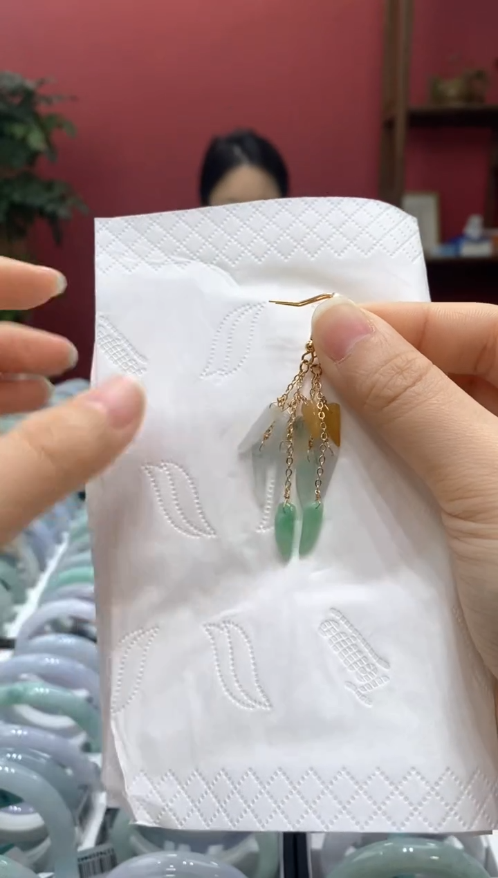 翡翠未镶嵌耳饰00007147