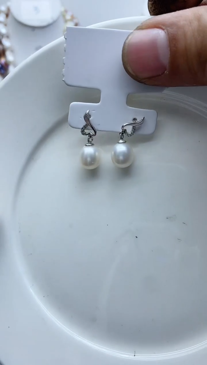 【闪购商品】淡水珍珠颈饰未镶嵌0254