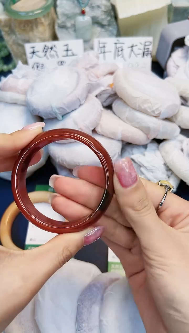 【闪购商品】石英质玉手镯未镶嵌379