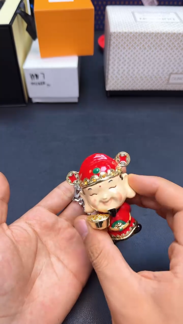 瓷片全新正品一件不留@@WE1180