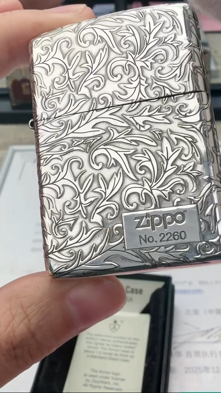 Zippo正品 摇亮银