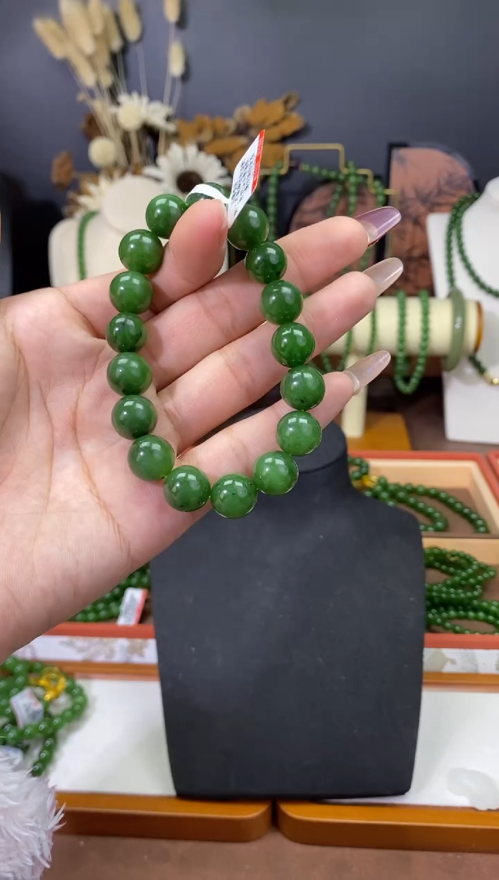 【闪购商品】和田玉（碧玉）颈饰未镶嵌11.7