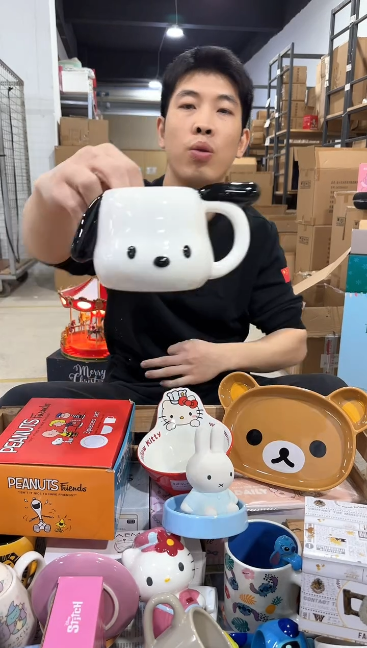 瓷片帕恰狗头杯 