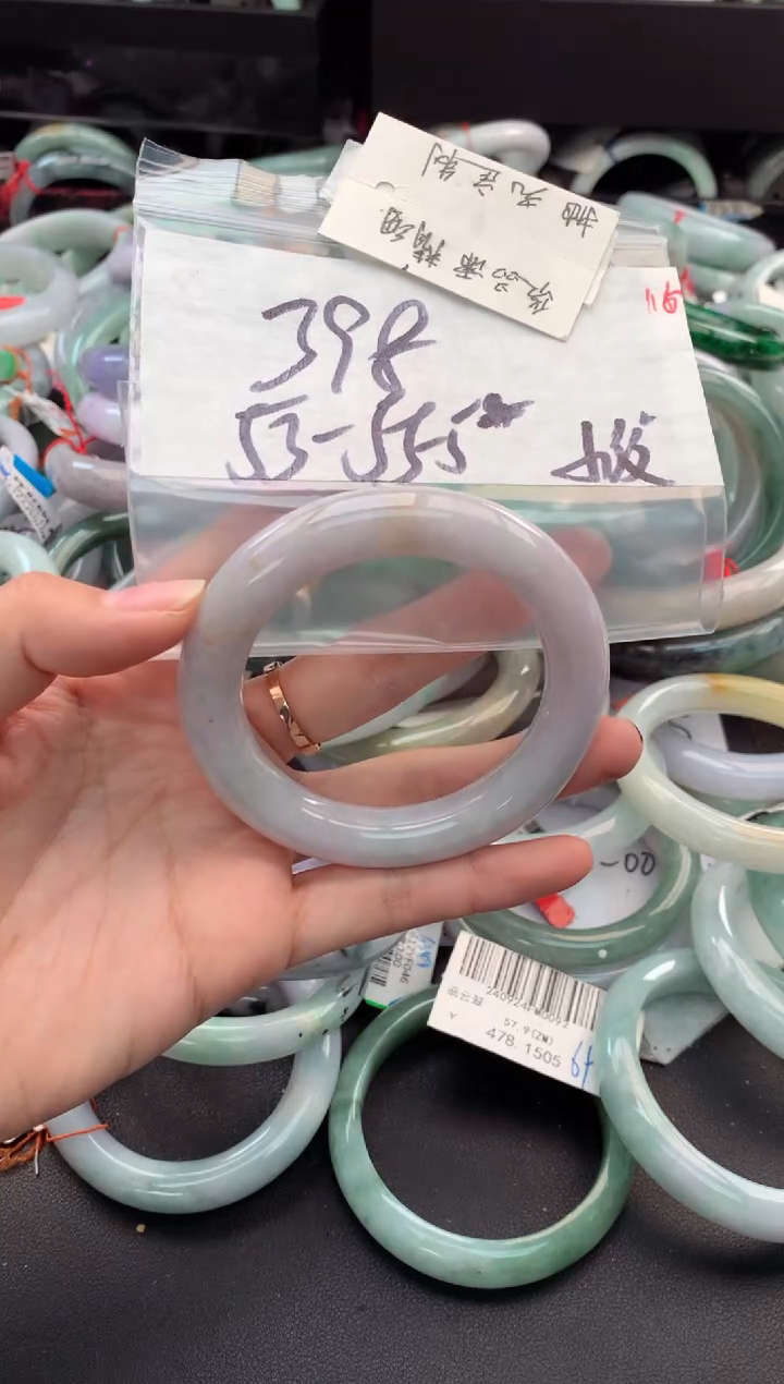 【闪购商品】定制翡翠未镶嵌毛货需精细抛光+多人