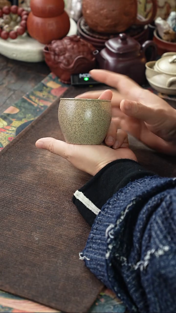 芝麻段光素紫砂杯3423423