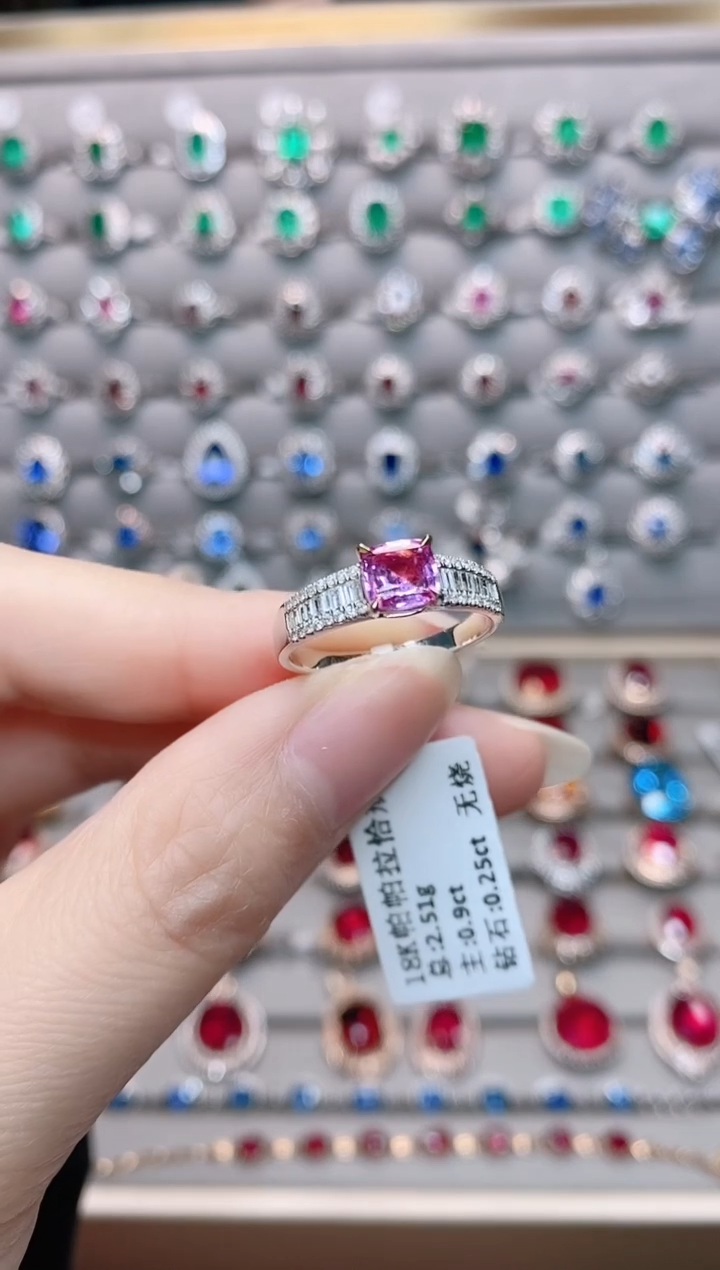 【闪购商品】彩色蓝宝石18K金戒指18K金镶嵌1