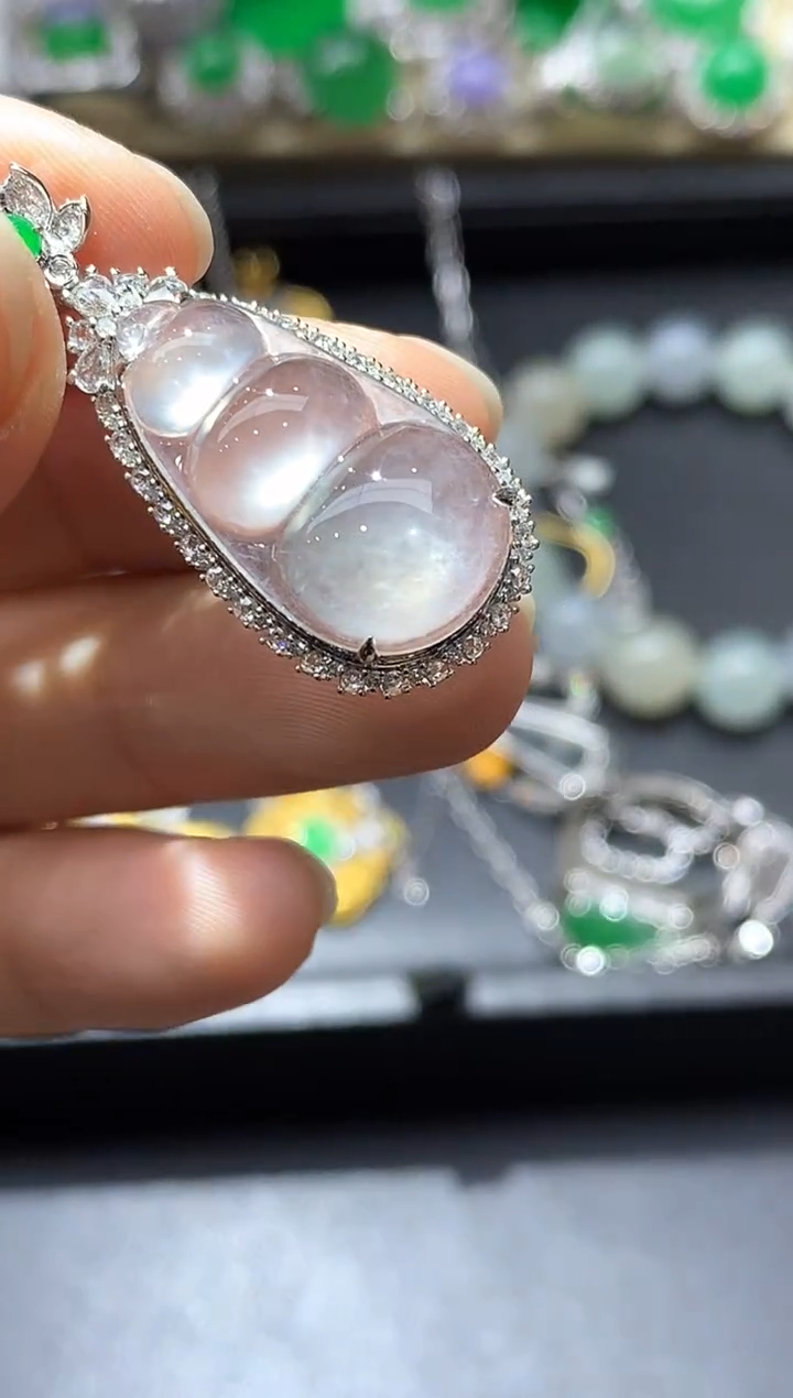 颈饰18K金镶嵌翡翠539-中国好珍宝