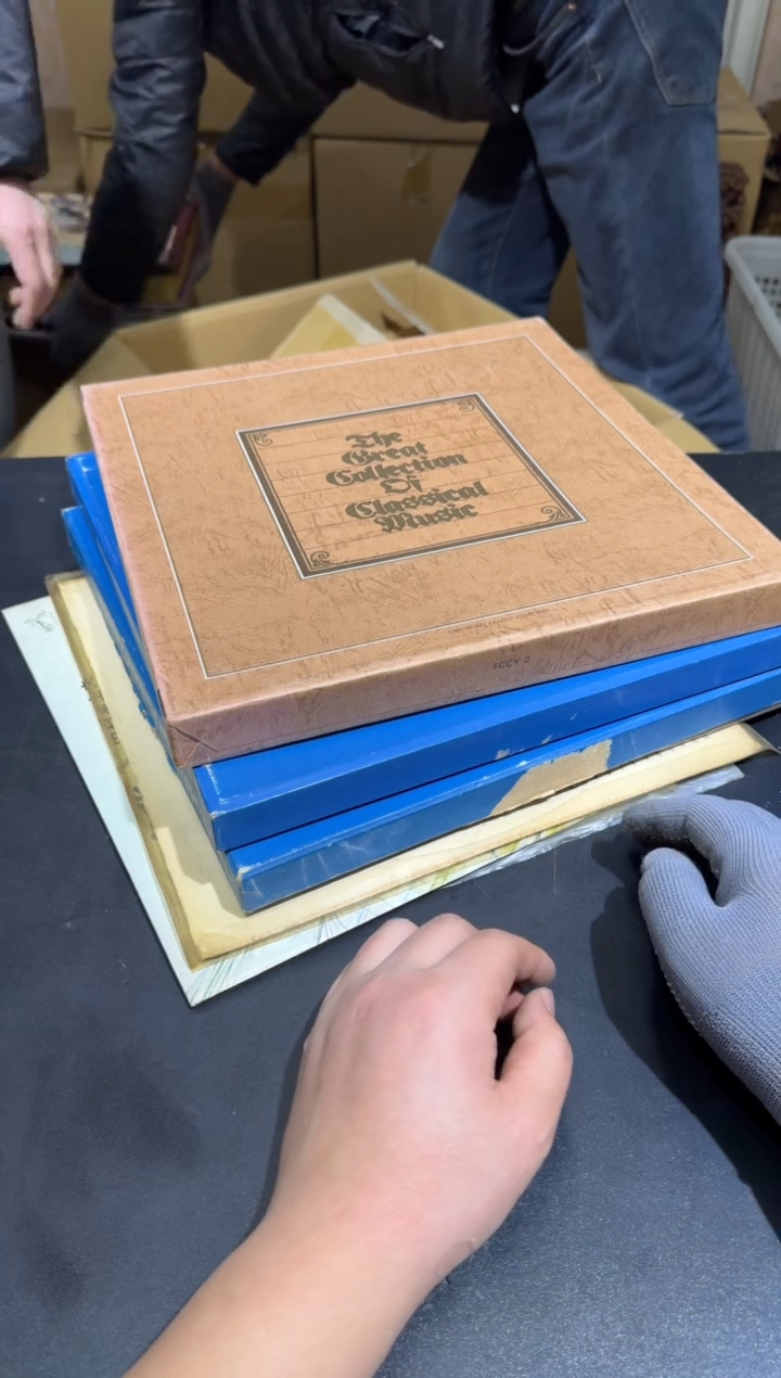 【闪购商品】杯小四孤品收藏中古品