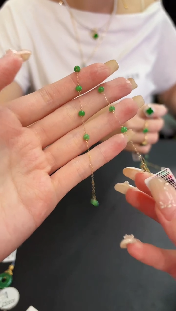 18K金镶嵌手链翡翠缅料A货/多样性发货/一件