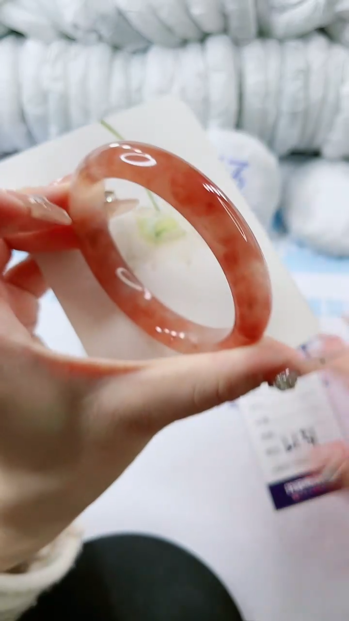 【闪购商品】石英质玉手镯未镶嵌多样性发货L131