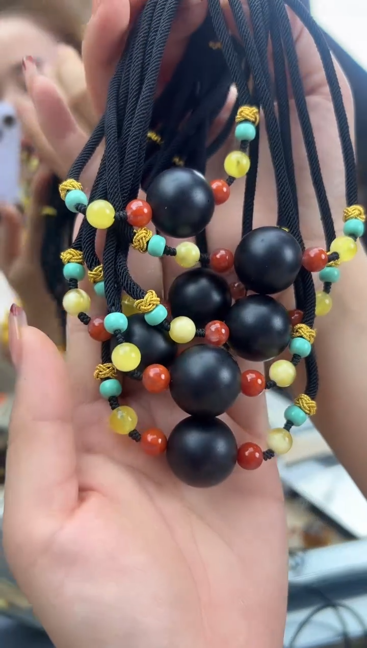 【闪购商品】琥珀裸石未镶嵌蜜蜡锁骨链多样性发一条