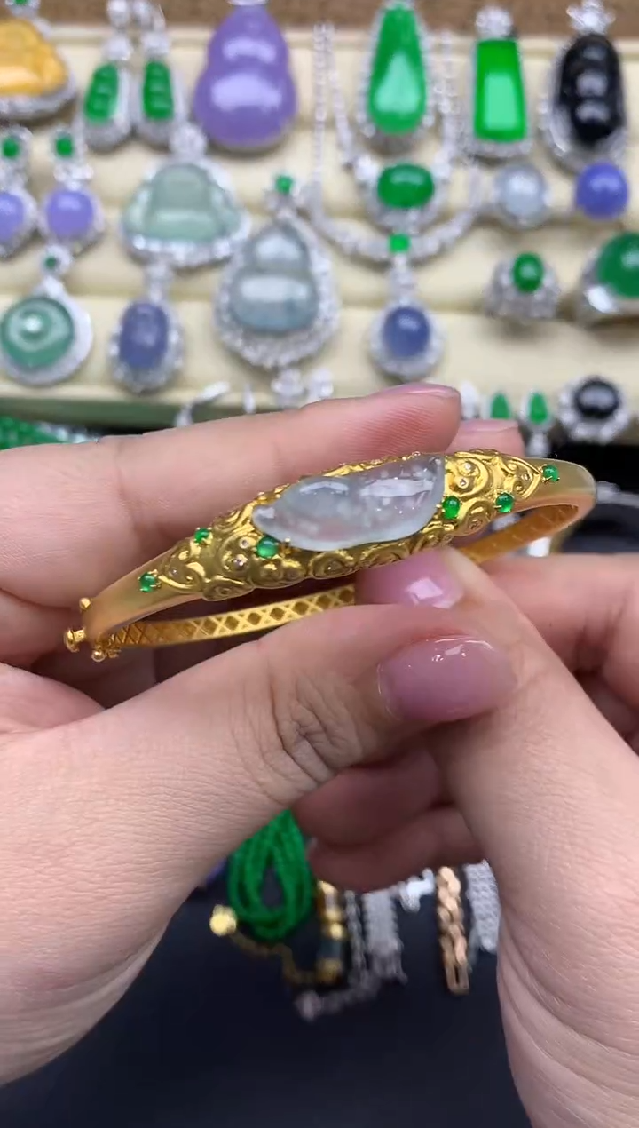 【闪购商品】翡翠手镯18K金镶嵌559-中国好珍宝