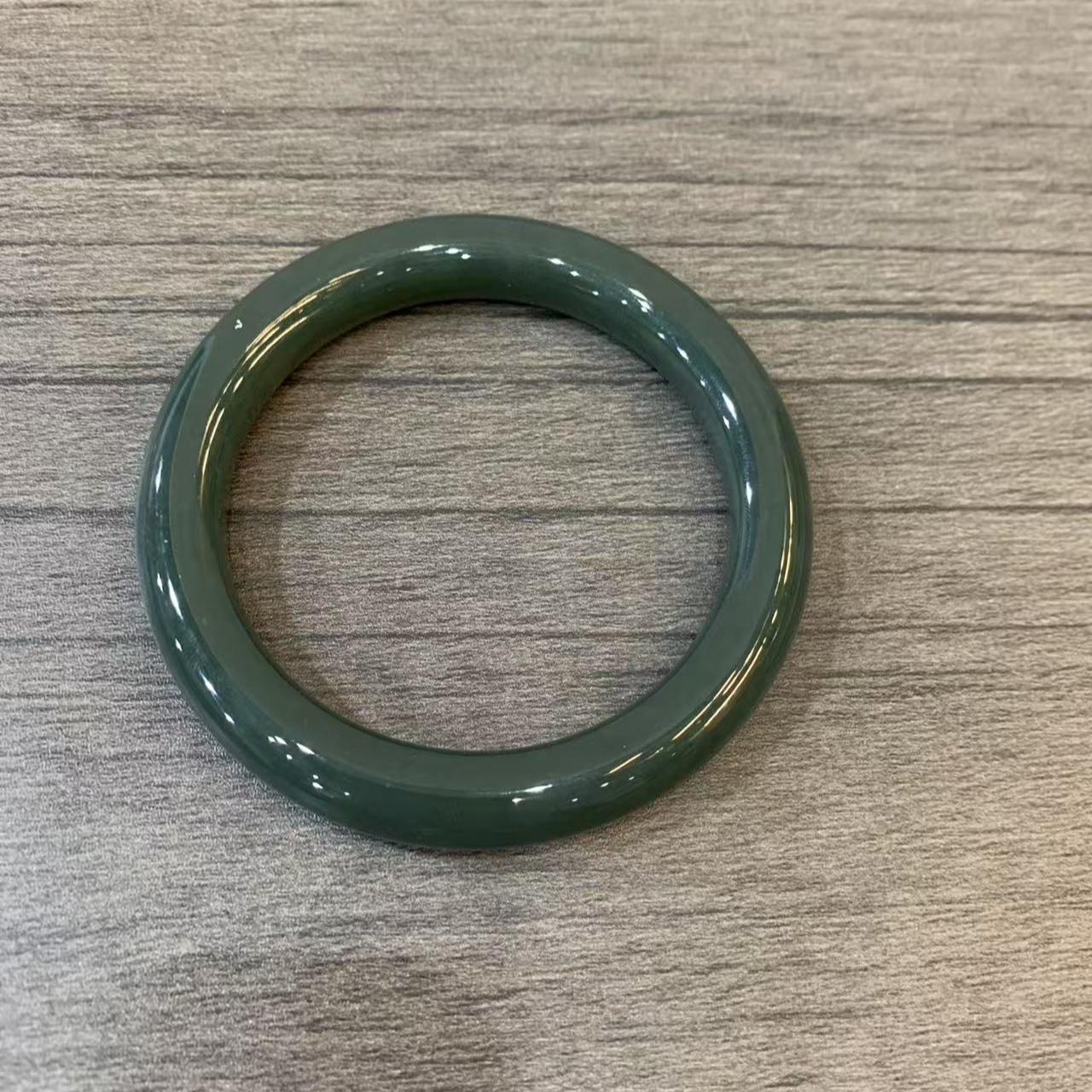 SH84549和田玉手镯