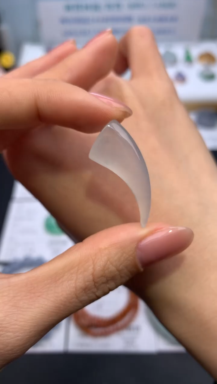 【闪购商品】定制翡翠未镶嵌模式推广期24小时鉴赏期