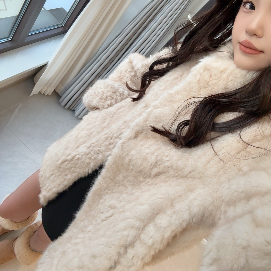 人造皮草 秋冬小湖羊加绒环保网红女秋冬立领百搭洋气外套