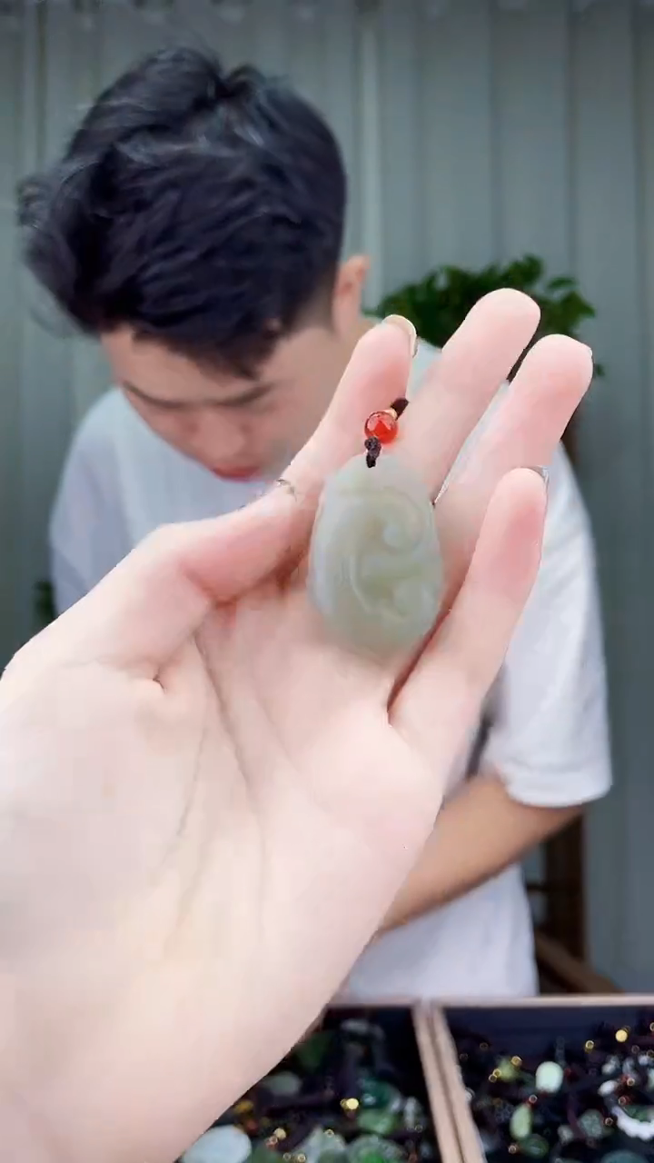 颈饰未镶嵌和田玉拍一发一，多样性发货！