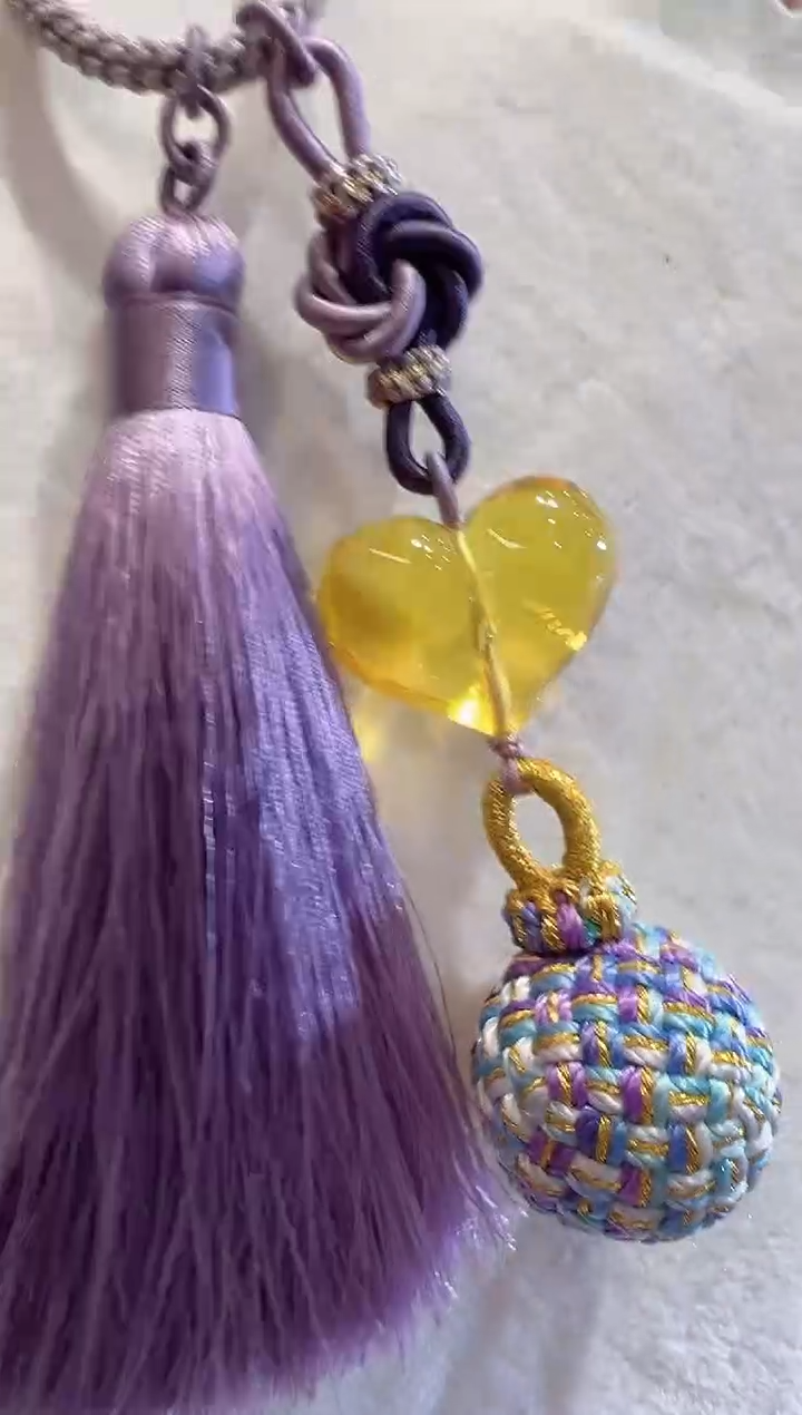 琥珀颈饰未镶嵌琥珀挂件