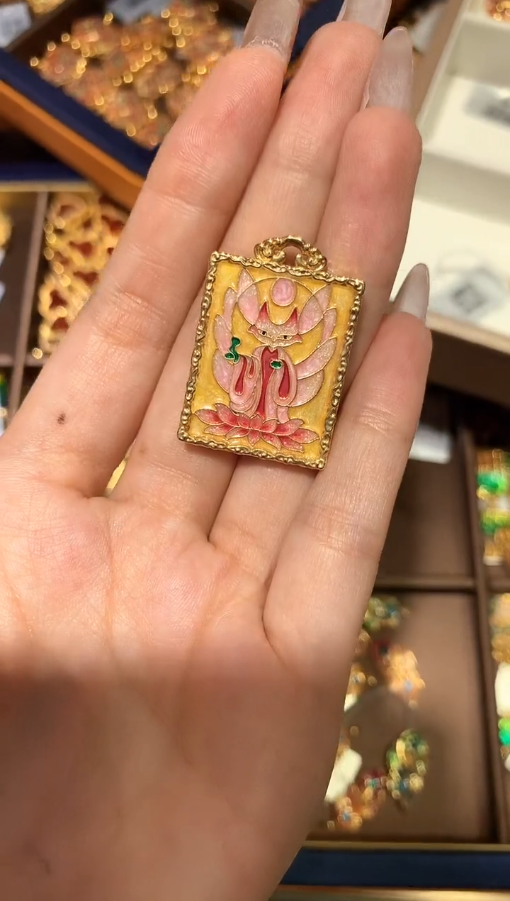 【闪购商品】18K金吊坠(不含链)a130