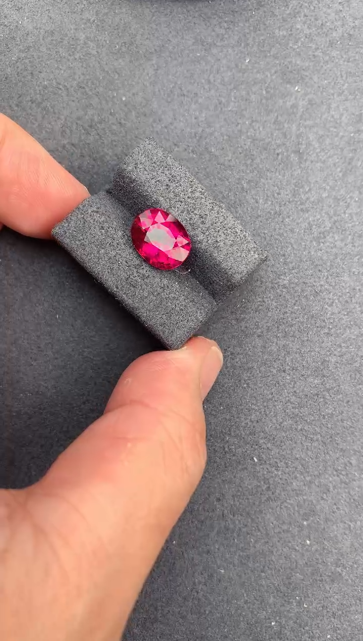 【闪购商品】碧玺裸石未镶嵌3.8ct卢比莱