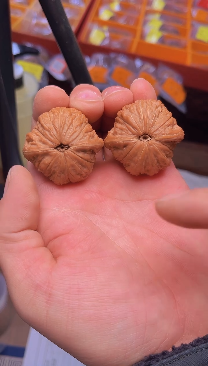 【闪购商品】文玩核桃把件41铁锤