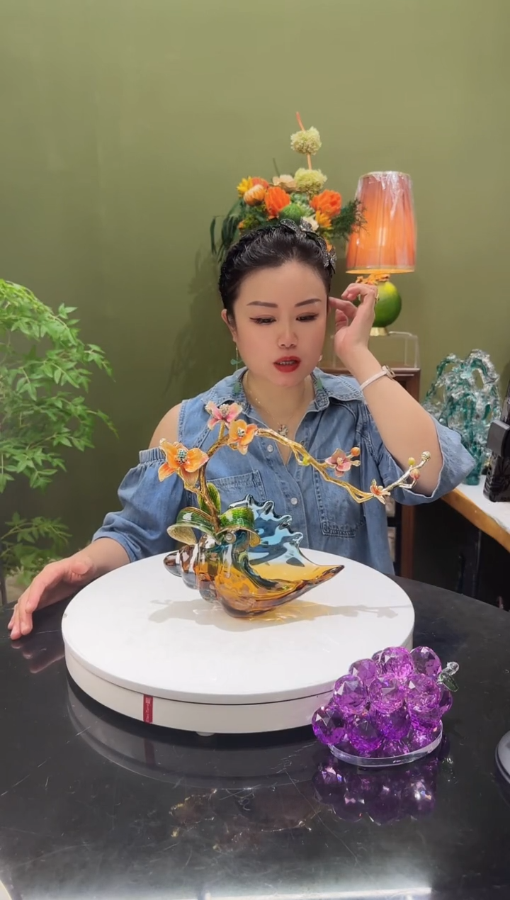 琉璃珐琅彩螺生花摆件