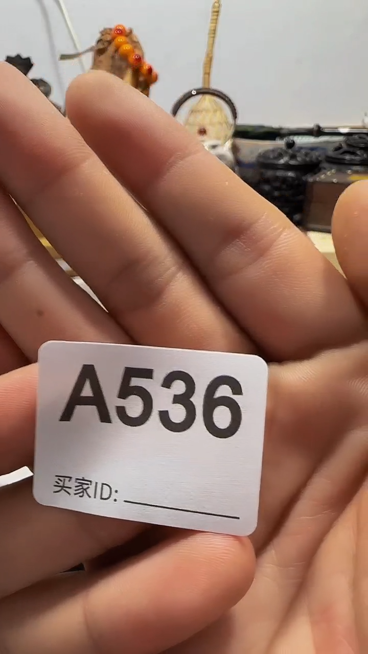 石英石铁合金恩*?精美手手链链一个