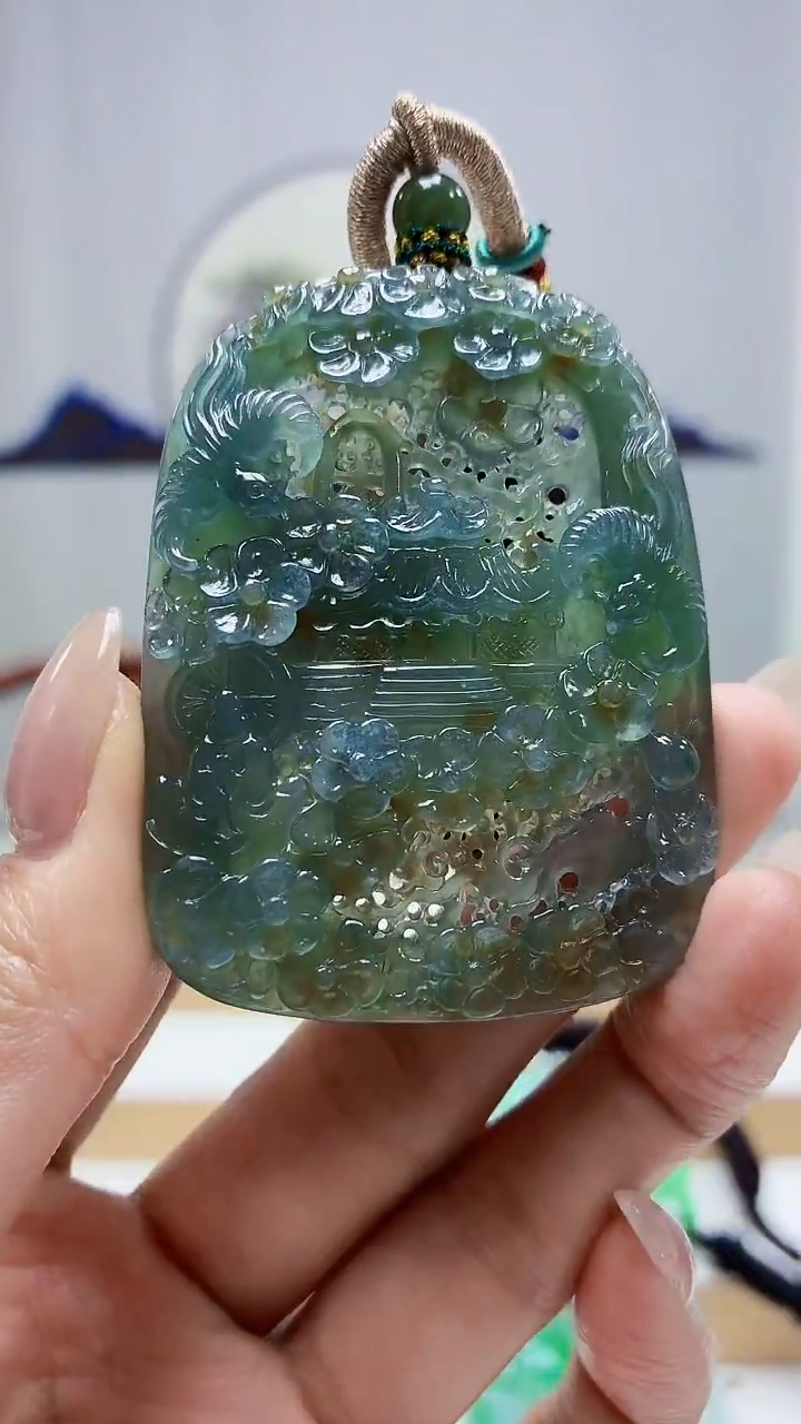 未镶嵌定制翡翠4898MM-毛货挂件192