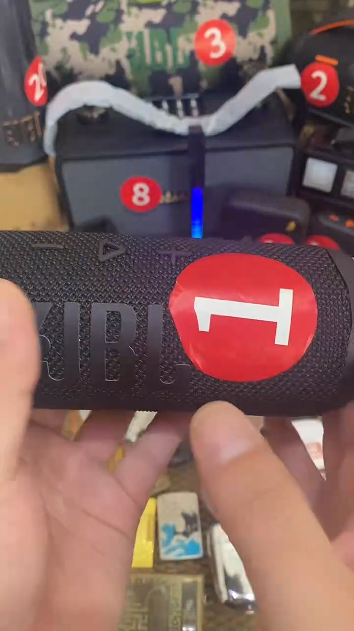 瓷片闪购商品 如图所示