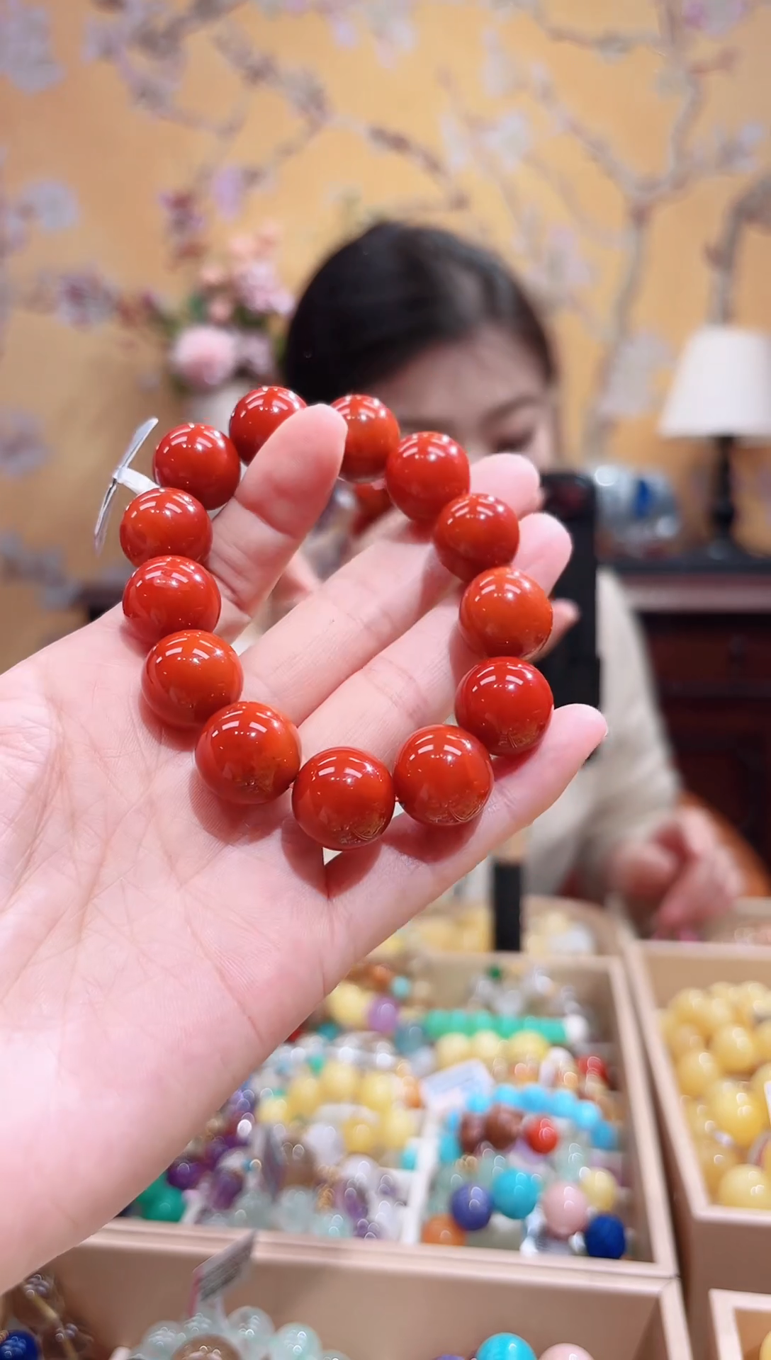 18K金镶嵌手串南红玛瑙设计款手串15.7