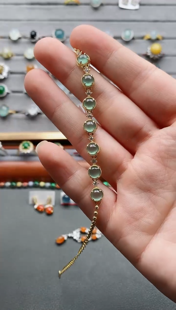 【闪购商品】翡翠手链银S925镶嵌一物一证