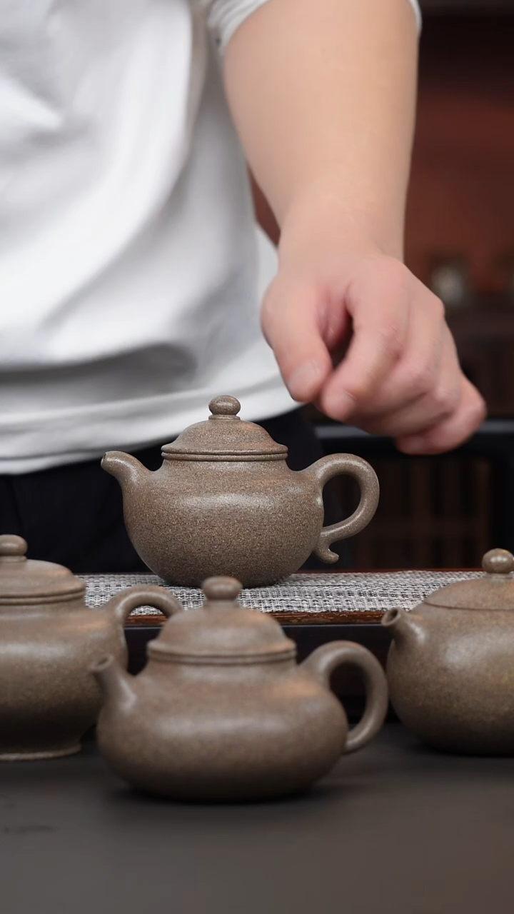 茶壶紫砂韩惠琴·青降坡莲子