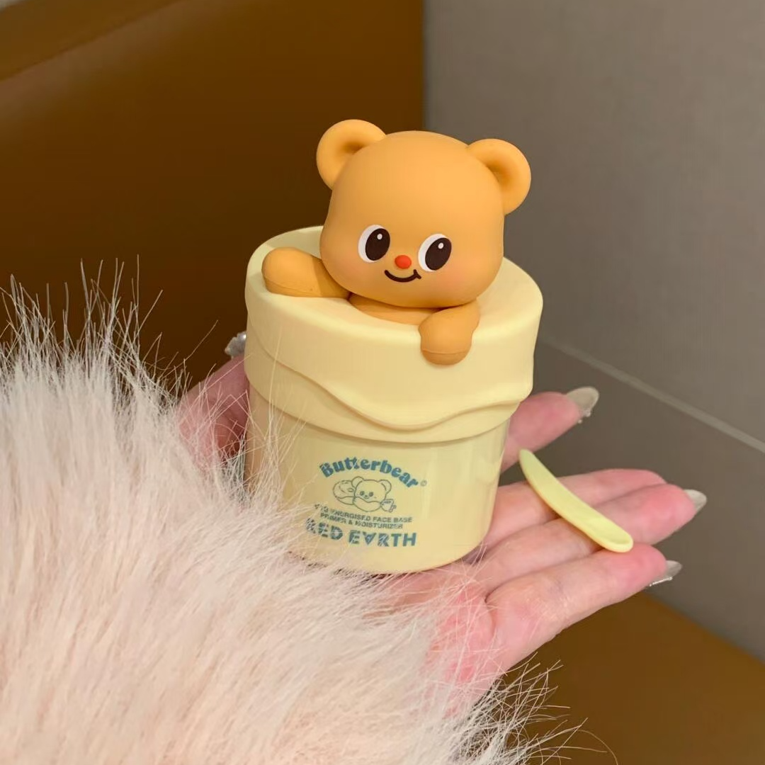被可爱征服！牛哄哄的妆前面霜贴贴霜又出新包装！！