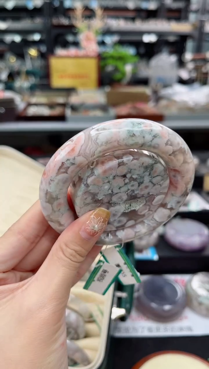 【闪购商品】石英质玉手镯未镶嵌55圈口（赠品镯心）S9028