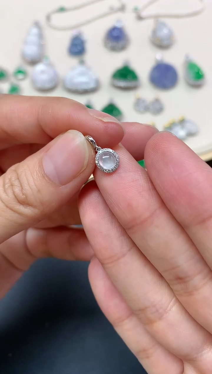 【闪购商品】翡翠18K金镶嵌吊坠(不含链)A276|980