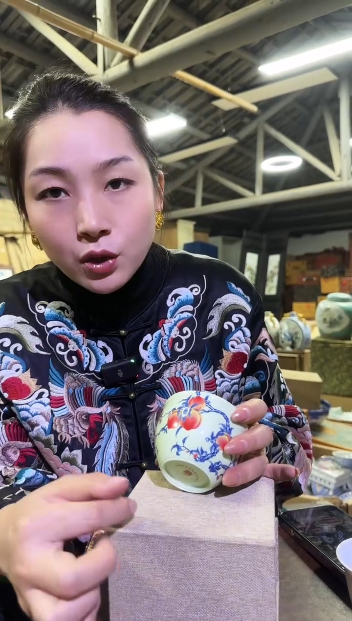 碗瓷景德镇绿稀土桃缸杯